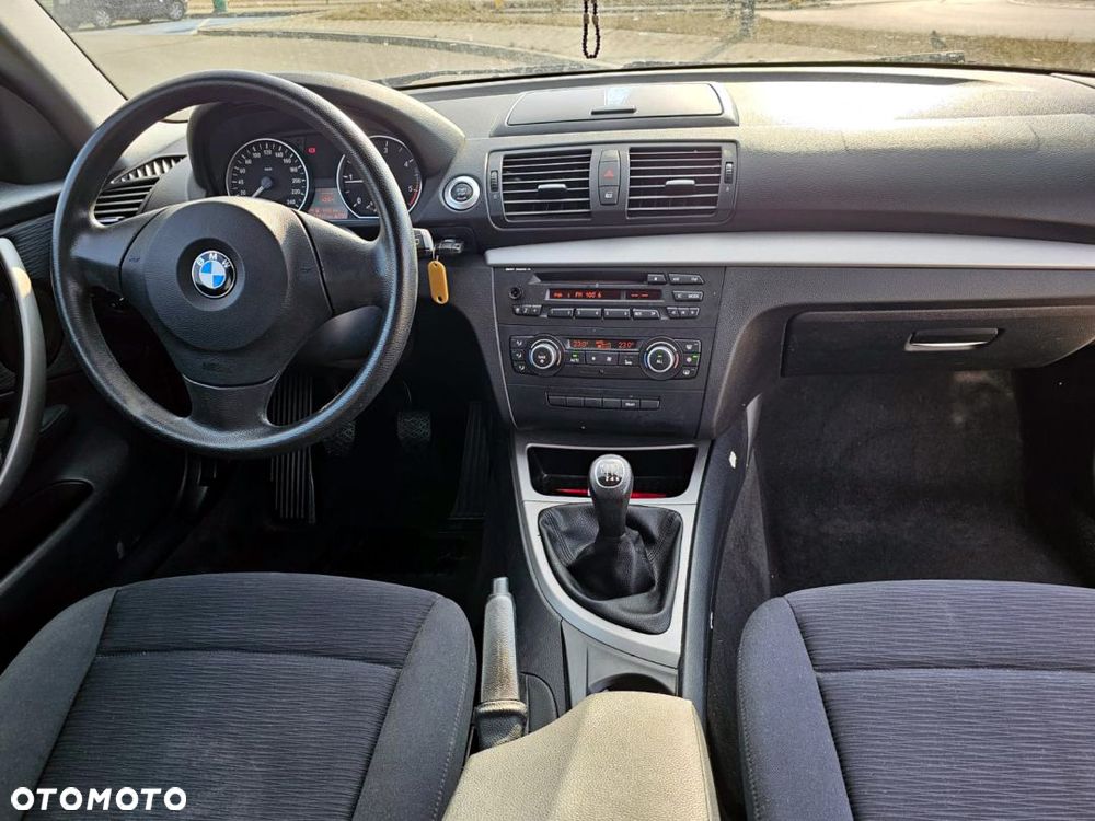 BMW Seria 1 116d DPF Edition Lifestyle - 17