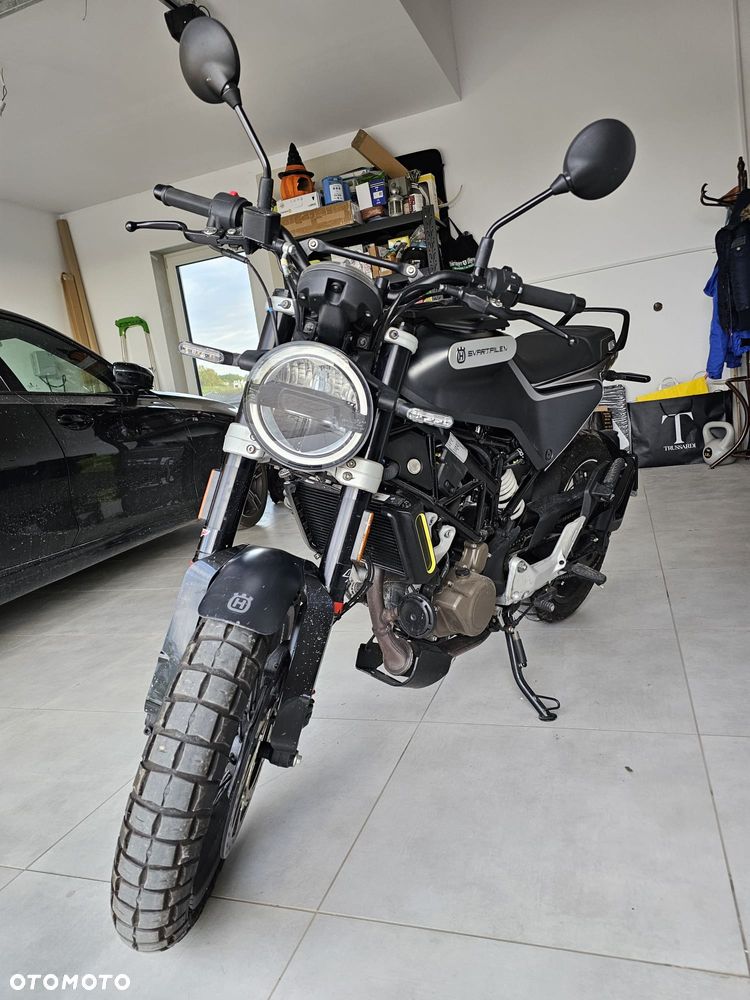 Husqvarna Svartpilen - 1