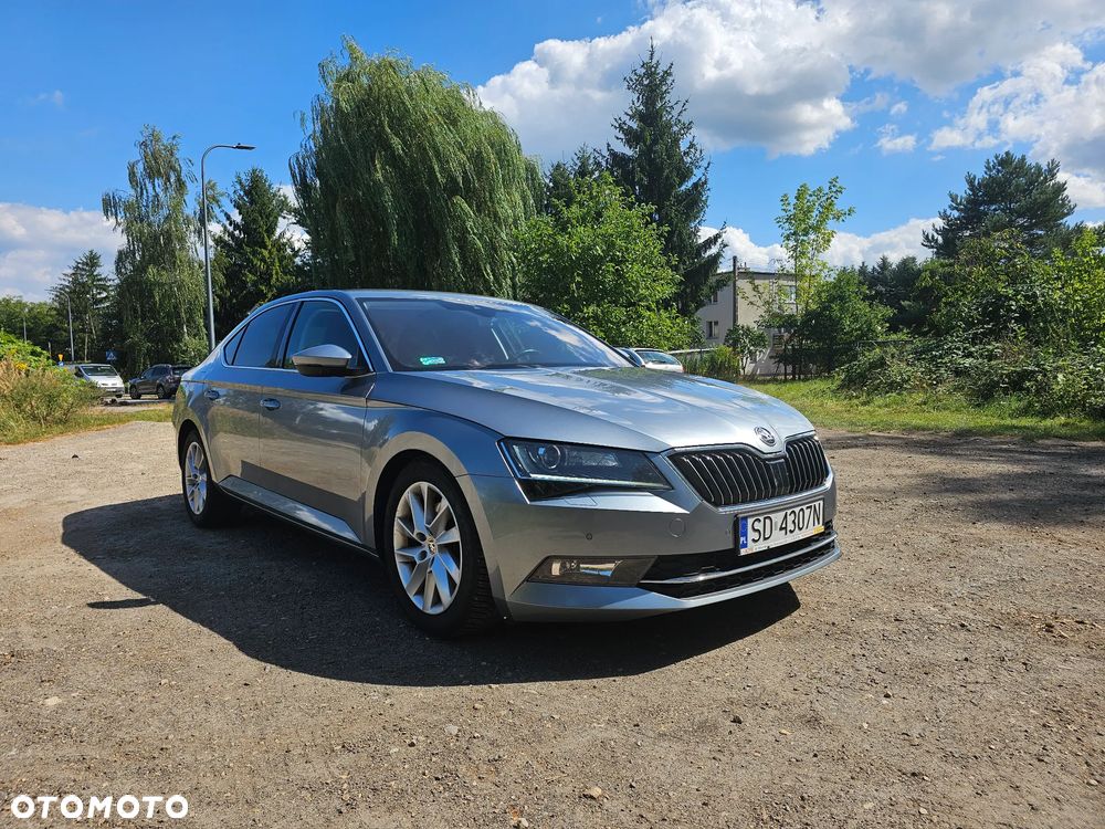 Skoda Superb 2.0 TSI DSG Ambition - 1