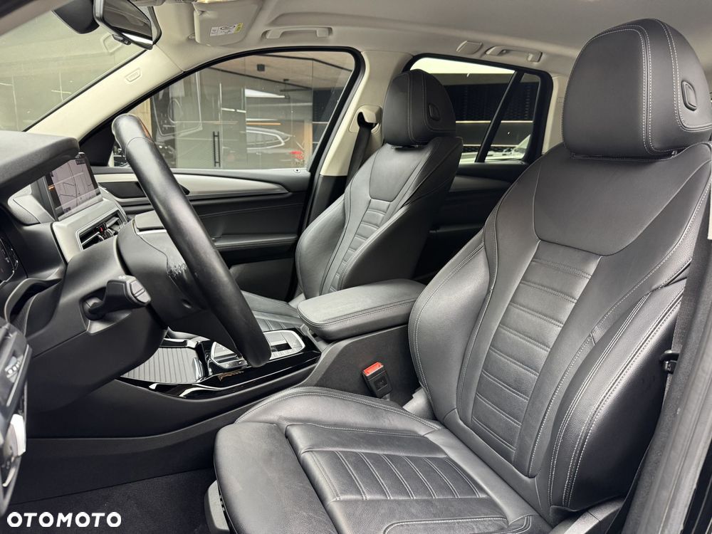 BMW X3 xDrive20i - 12