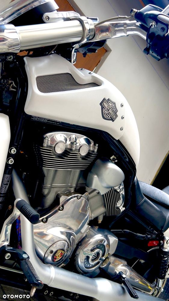 Harley-Davidson V-Rod Muscle - 10