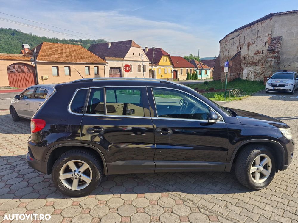 Volkswagen Tiguan 2.0 TDI CR DPF 4Motion Track&Field - 9