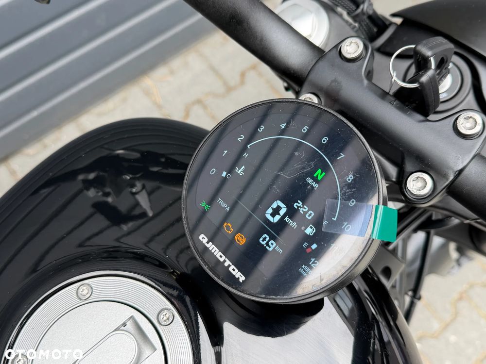 QJMOTOR SRV 125V - 5