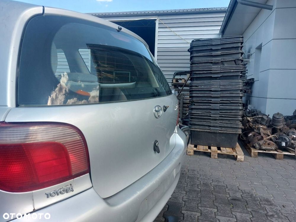 KLAPA BAGAŻNIKA TOYOTA YARIS I 199 - 10