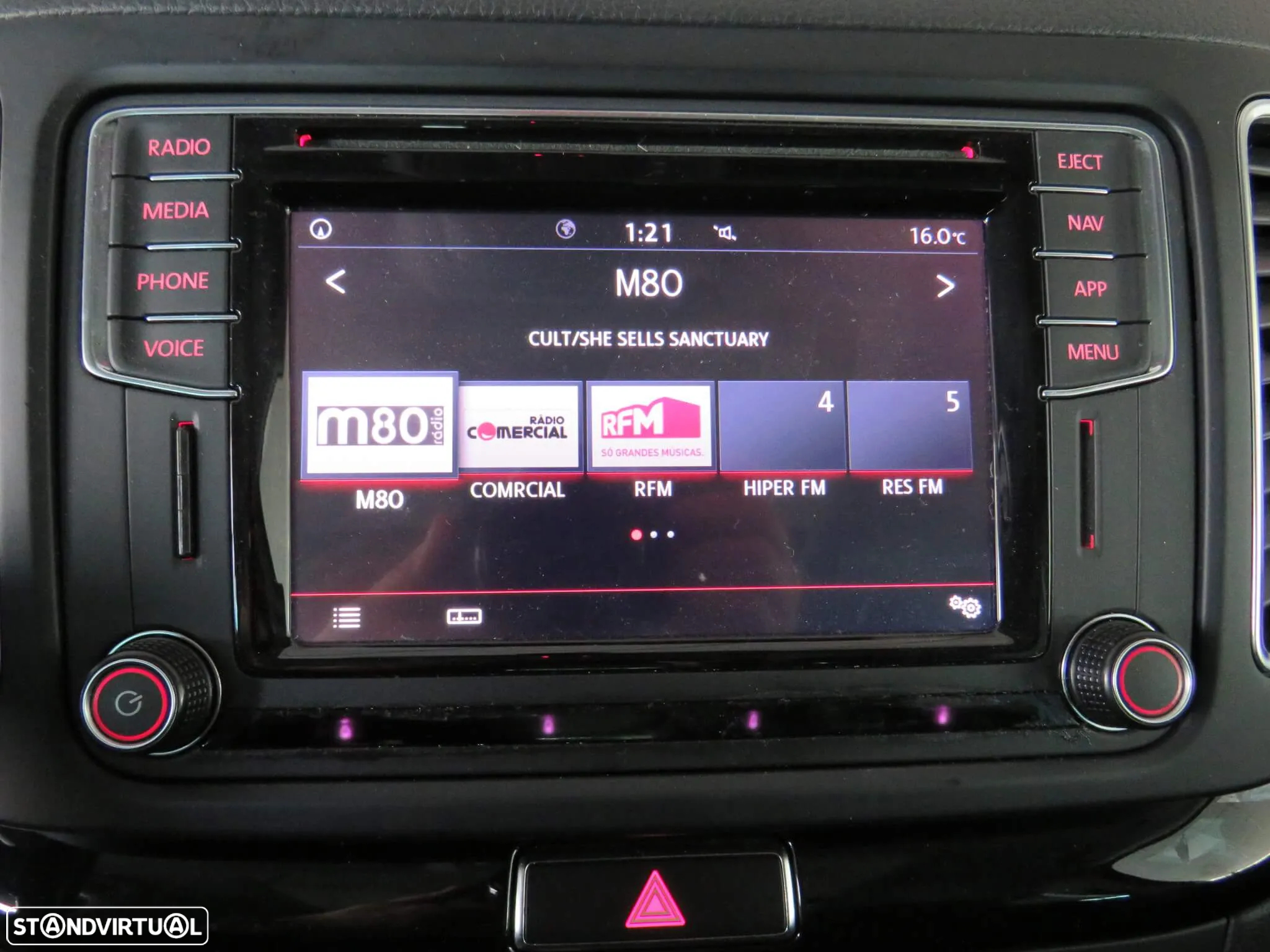 VW Sharan 2.0 TDI Highline DSG - 37