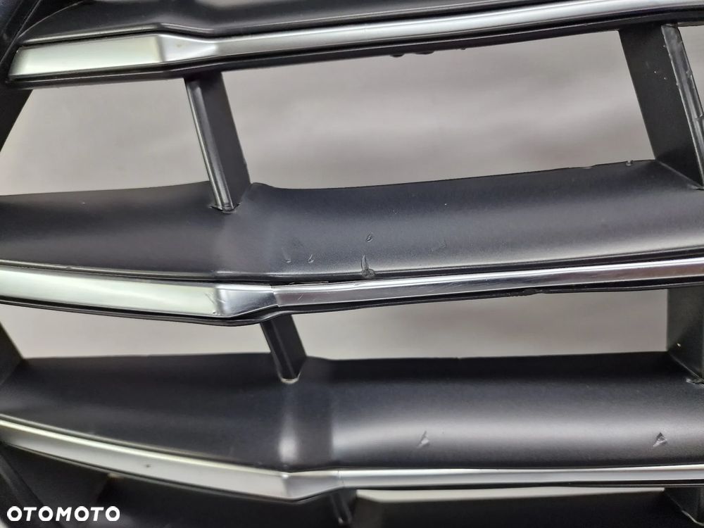 AUDI Q5 II 80A S-LINE 16- ATRAPA / GRILL PRZEDNI PRZÓD NA PDC , NR 80A853651C / 80A853651D / 80A853651E , NR AUKCJI GL357 - 10
