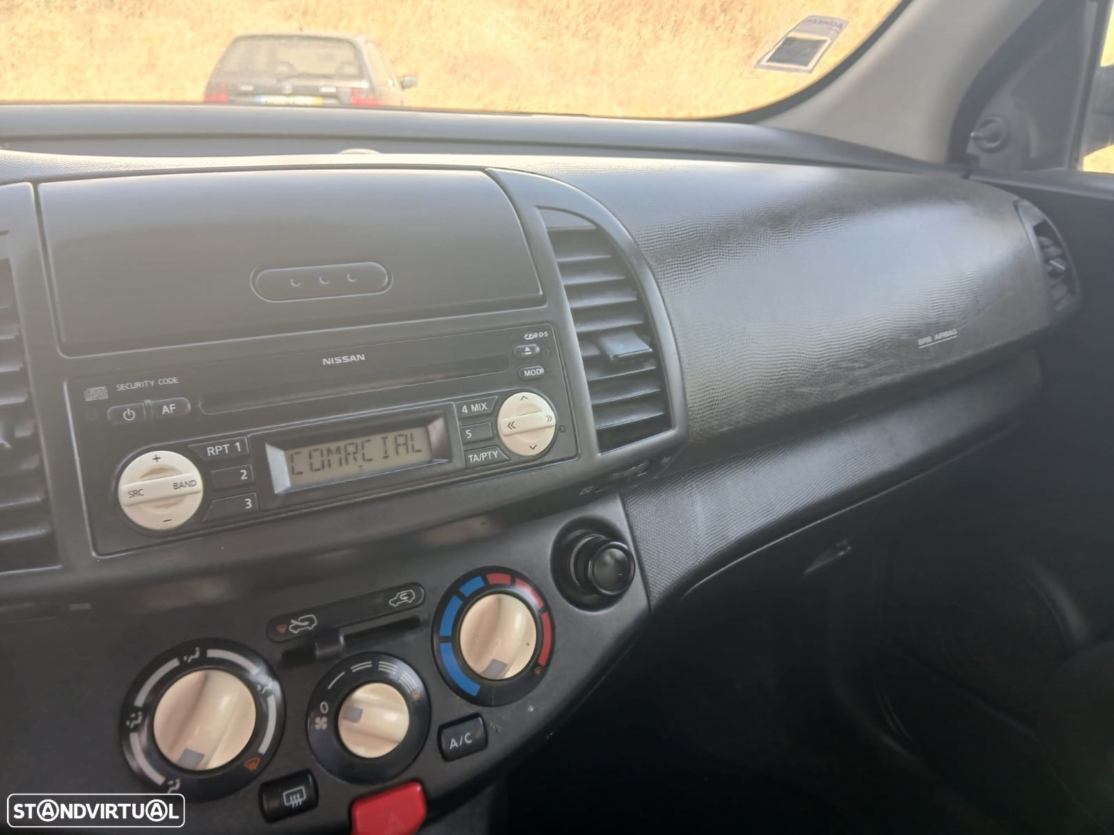 Nissan Micra 1.0 Emotion AC - 9