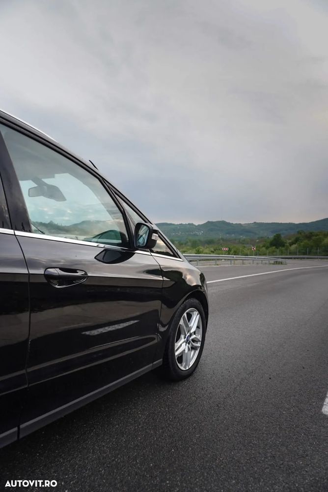 Ford Galaxy 2.0 TDCi Powershift Titanium - 10