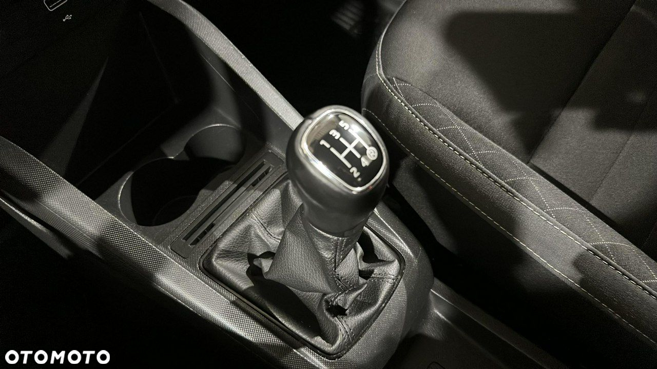 Skoda Fabia - 18