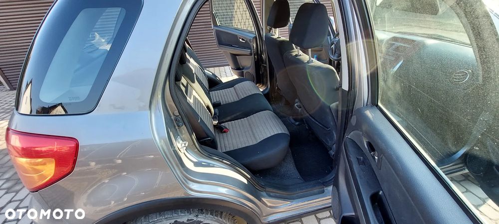 Fiat Sedici - 14