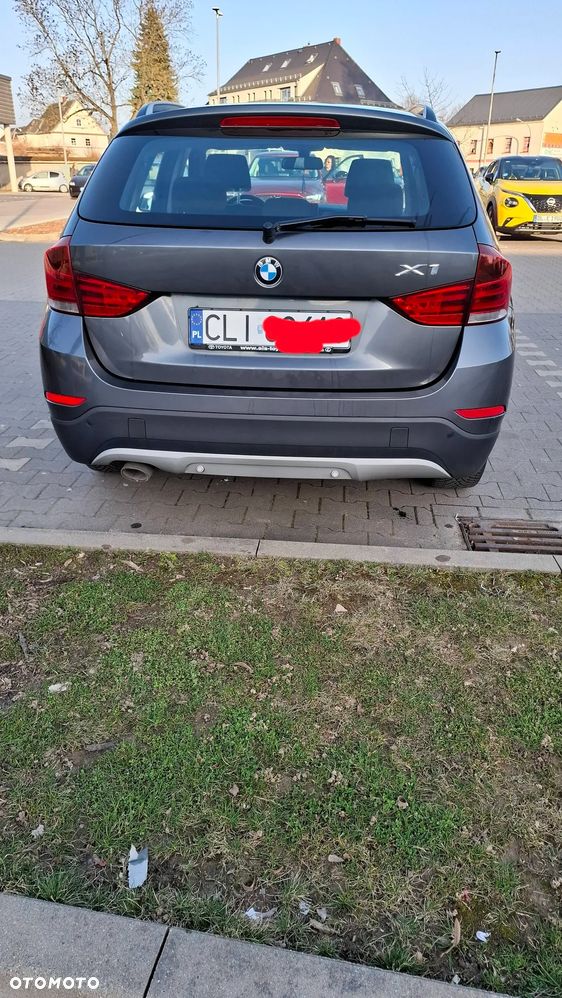 BMW X1 xDrive18d - 12