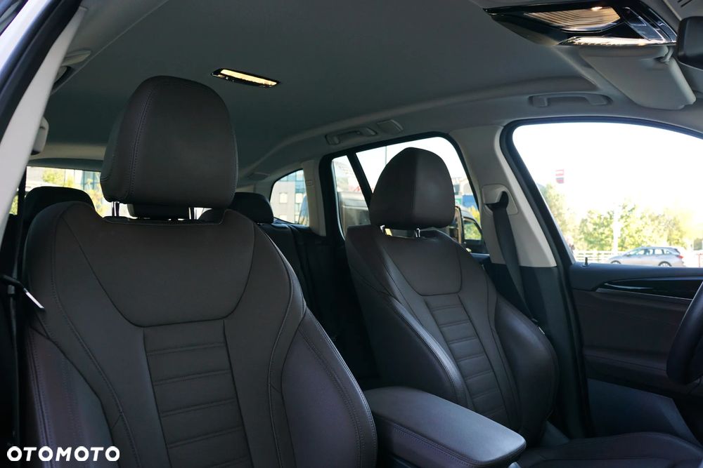 BMW X3 - 16