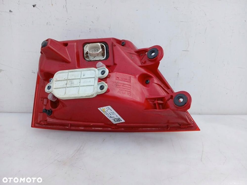 LAMPA TYŁ TYLNA PRAWA AUDI A8 D4 09-13r. USA 4H0945096A - 2