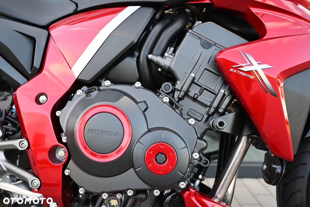 Honda CB - 10