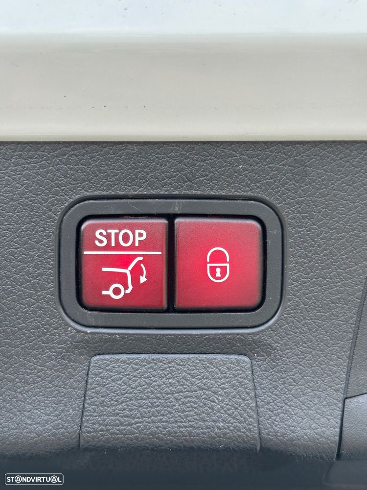 Mercedes-Benz CLA 250 e 8G-DCT AMG Line Advanced Plus - 51