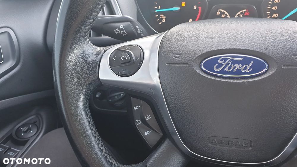 Ford Kuga 2.0 TDCi 4x4 Titanium - 22