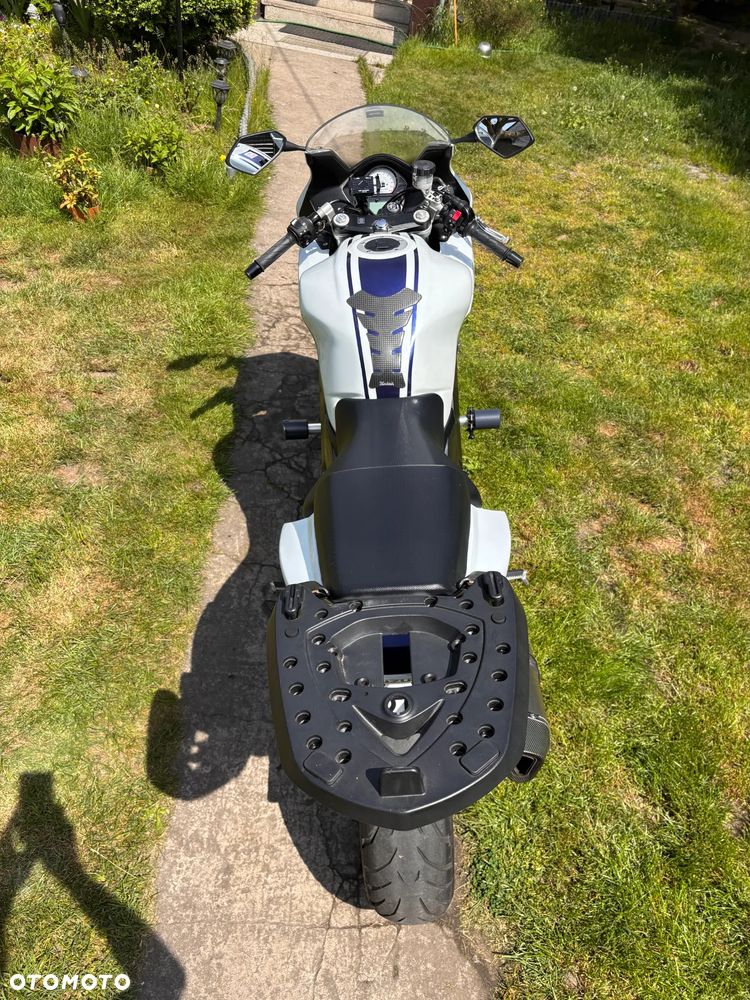 Suzuki SV - 7