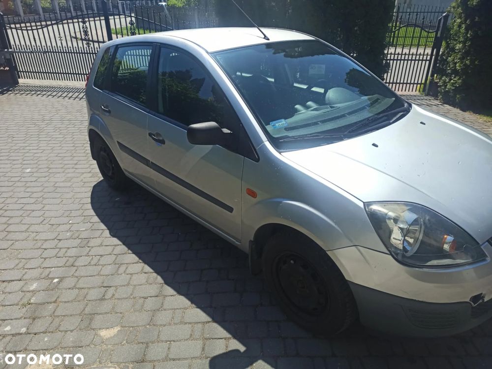 Ford Fiesta - 3