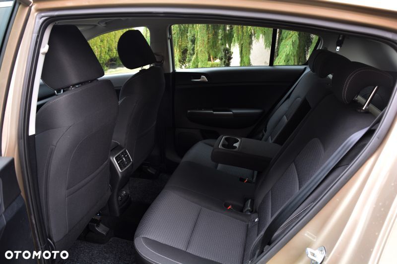 Kia Sportage 1.6 T-GDI L 2WD - 36