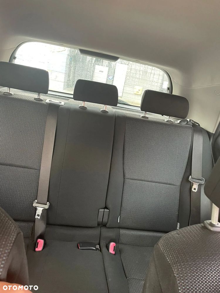 Toyota Auris 1.8 HSD Luna - 8