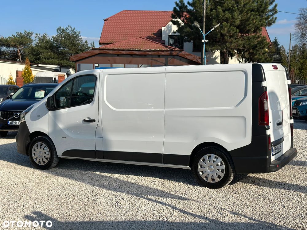 Opel Vivaro - 8