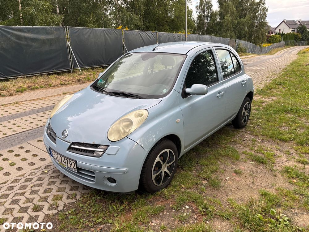Nissan Micra - 1