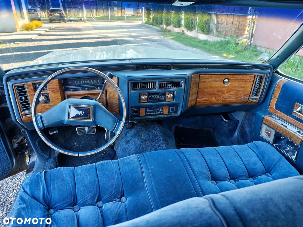 Cadillac Inny - 15