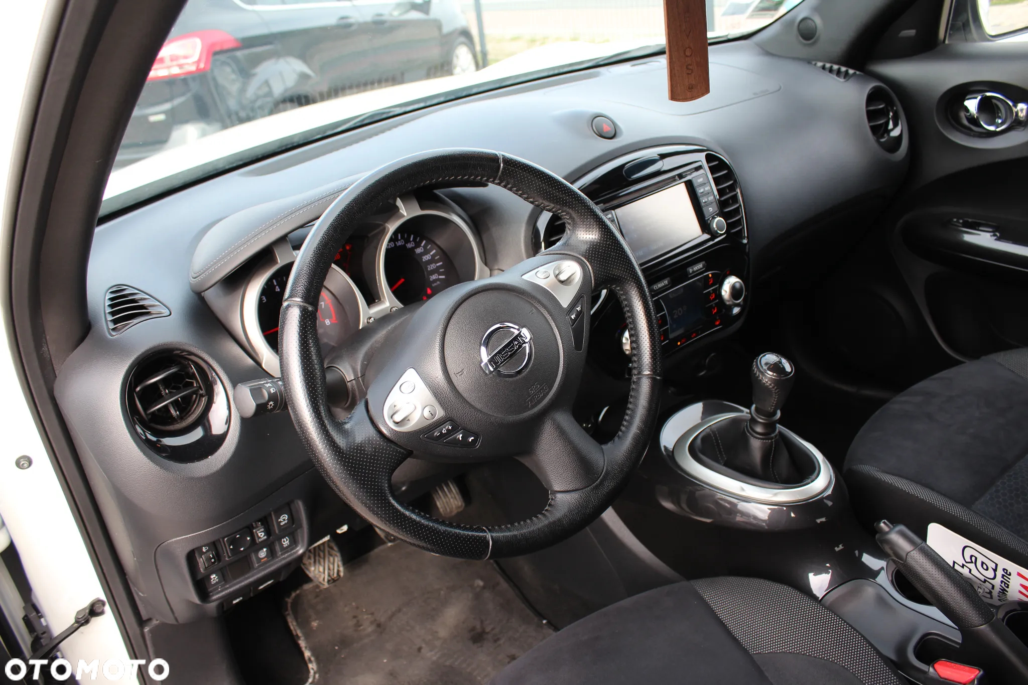 Nissan Juke 1.2 DIG-T Tekna - 16
