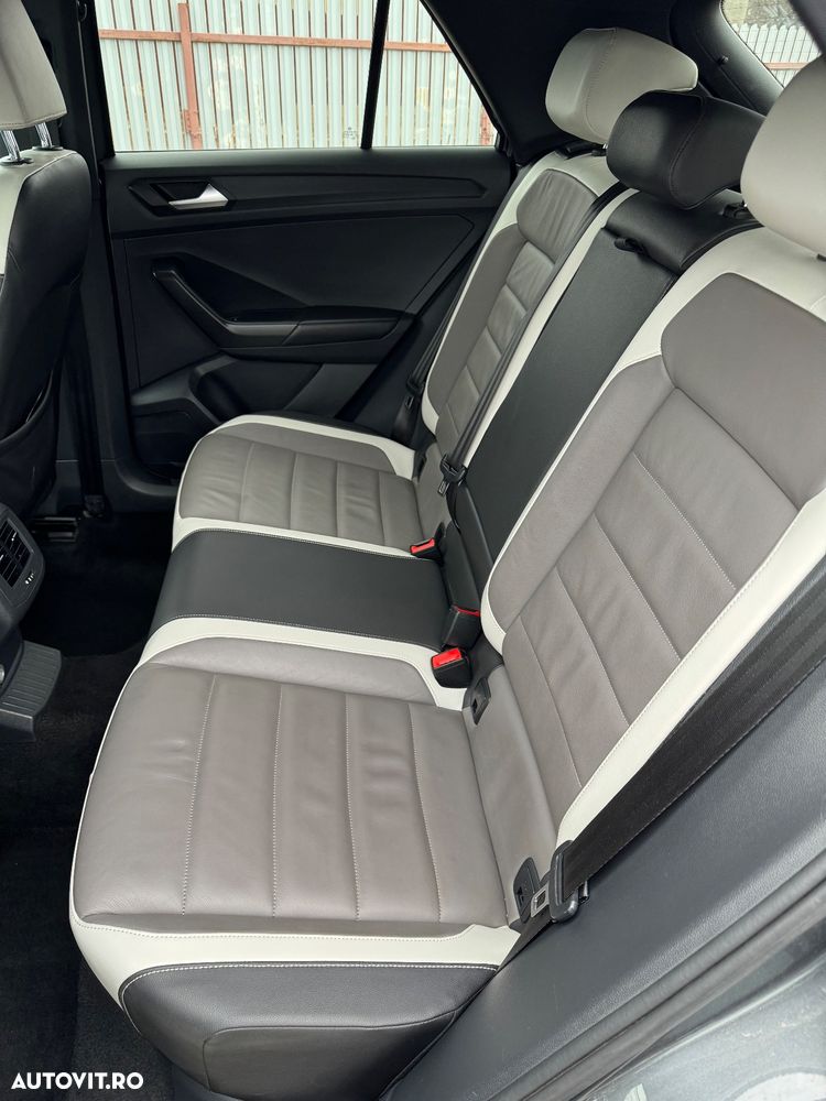 Volkswagen T-Roc - 2