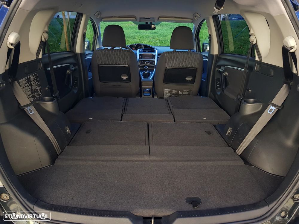 Toyota Verso 2.0 D-4D Exclusive+NAVI - 57