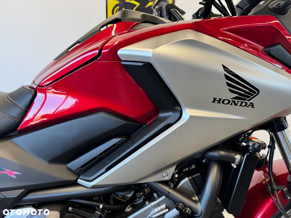 Honda NC - 12
