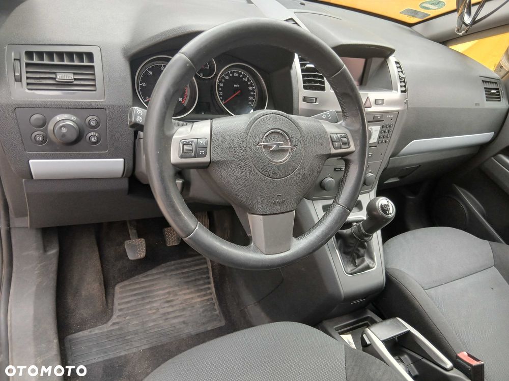 Opel Zafira - 6