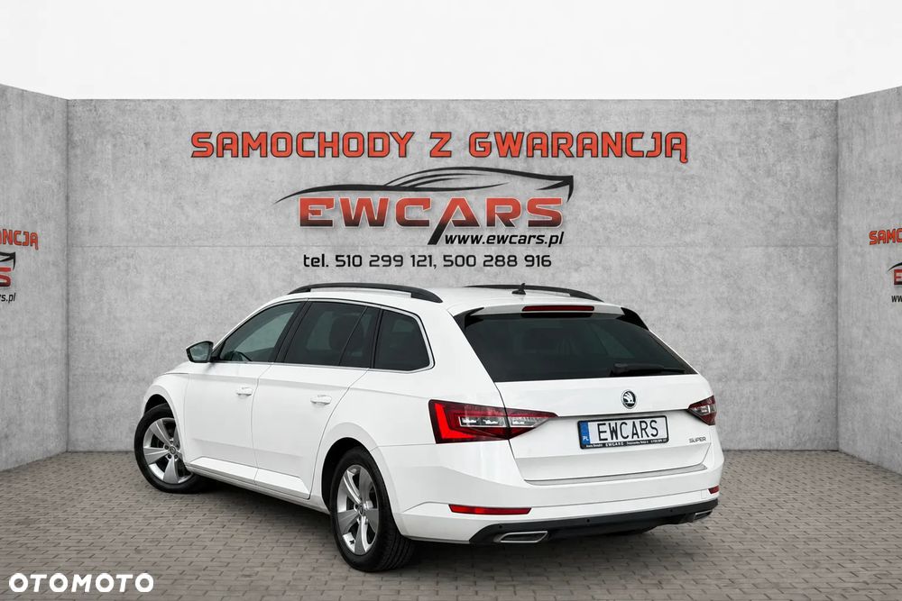 Skoda Superb 2.0 TDI DSG Style - 4