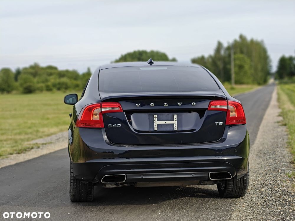 Volvo S60 T5 Drive-E R-Design Momentum - 15