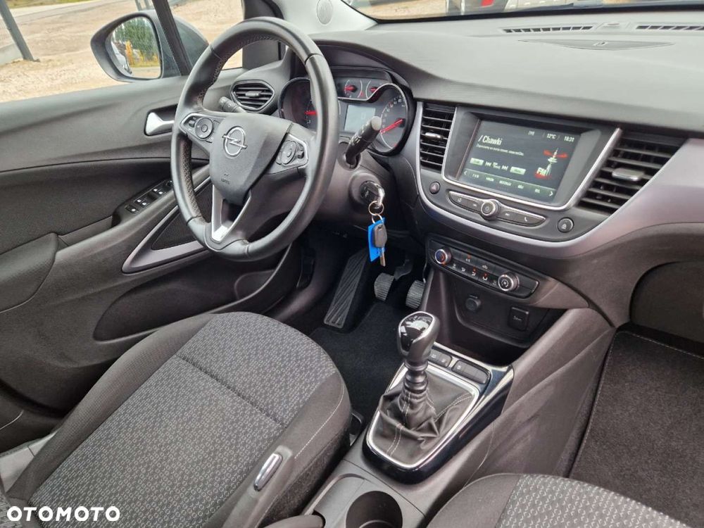 Opel Crossland X - 21