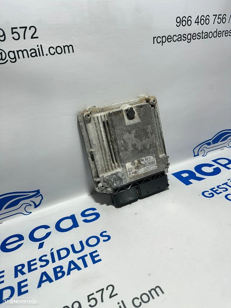 .Centralina Motor Bosch VAG VW Volkswagen 2.0 TDi CBB 03L906022LC / 0281015988 / EDC17CP14 - 2