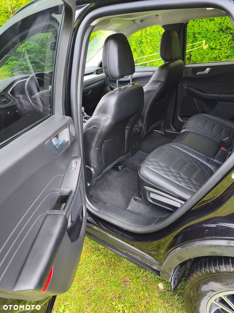Ford Kuga - 11