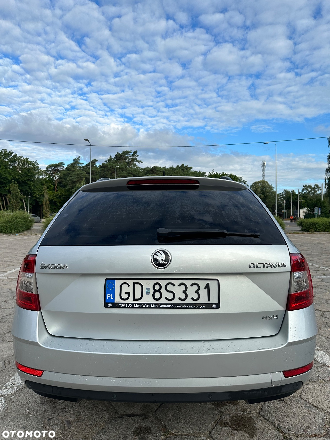 Skoda Octavia 2.0 TDI 4x4 Ambition DSG - 4