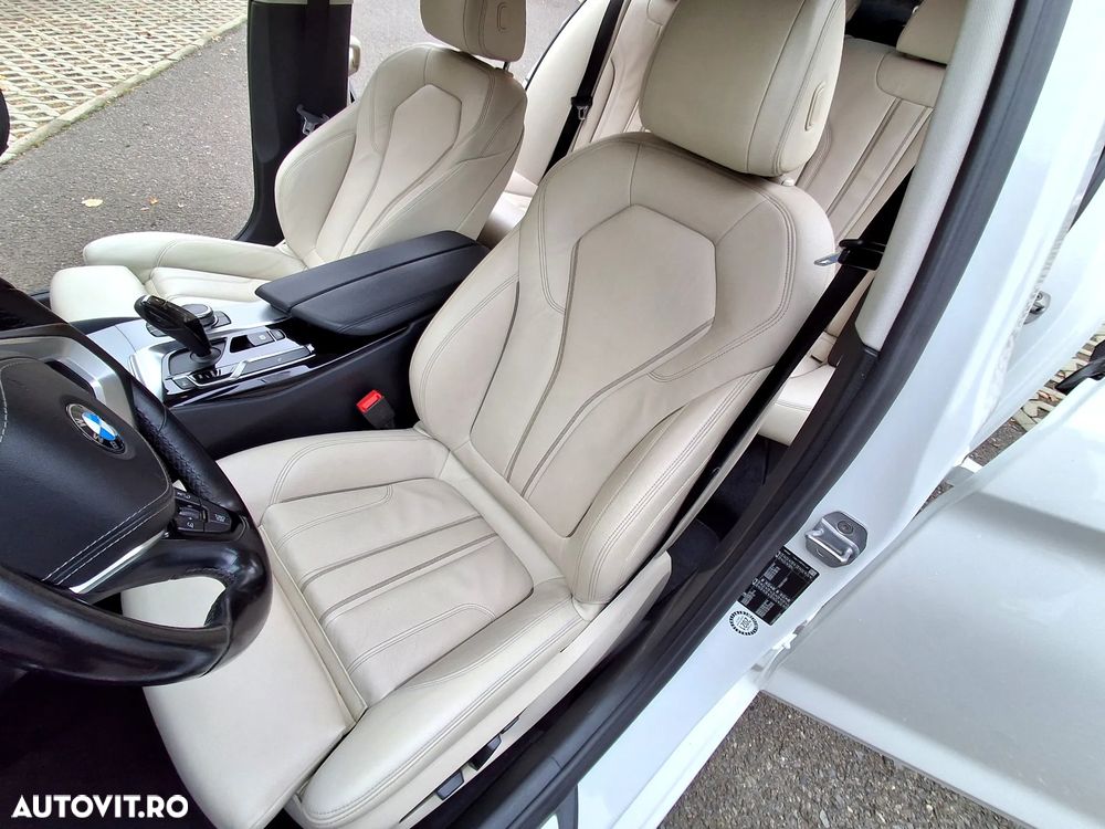 BMW Seria 5 525d AT - 2