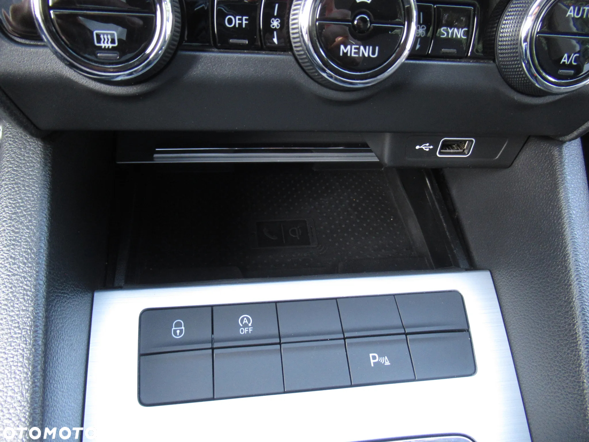 Skoda Octavia 1.5 TSI ACT Ambition - 28