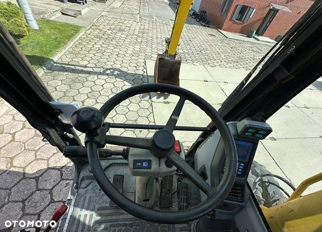 Komatsu PW160-7EO - 28