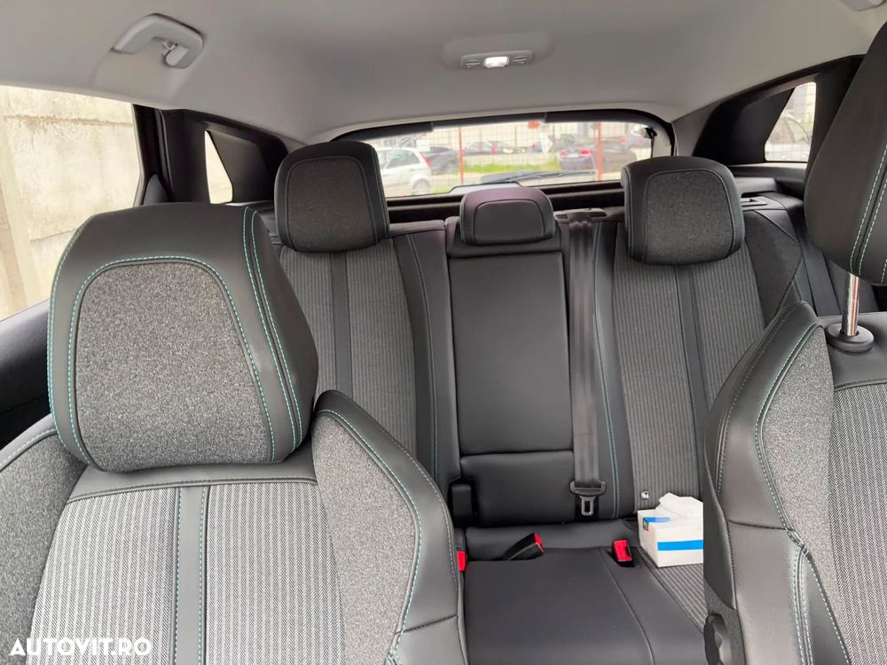 Peugeot 3008 1.2 PureTech 130 EAT8 Allure Pack - 11
