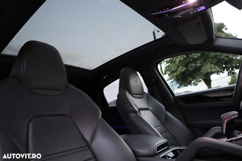 Porsche Cayenne Coupe Standard - 21