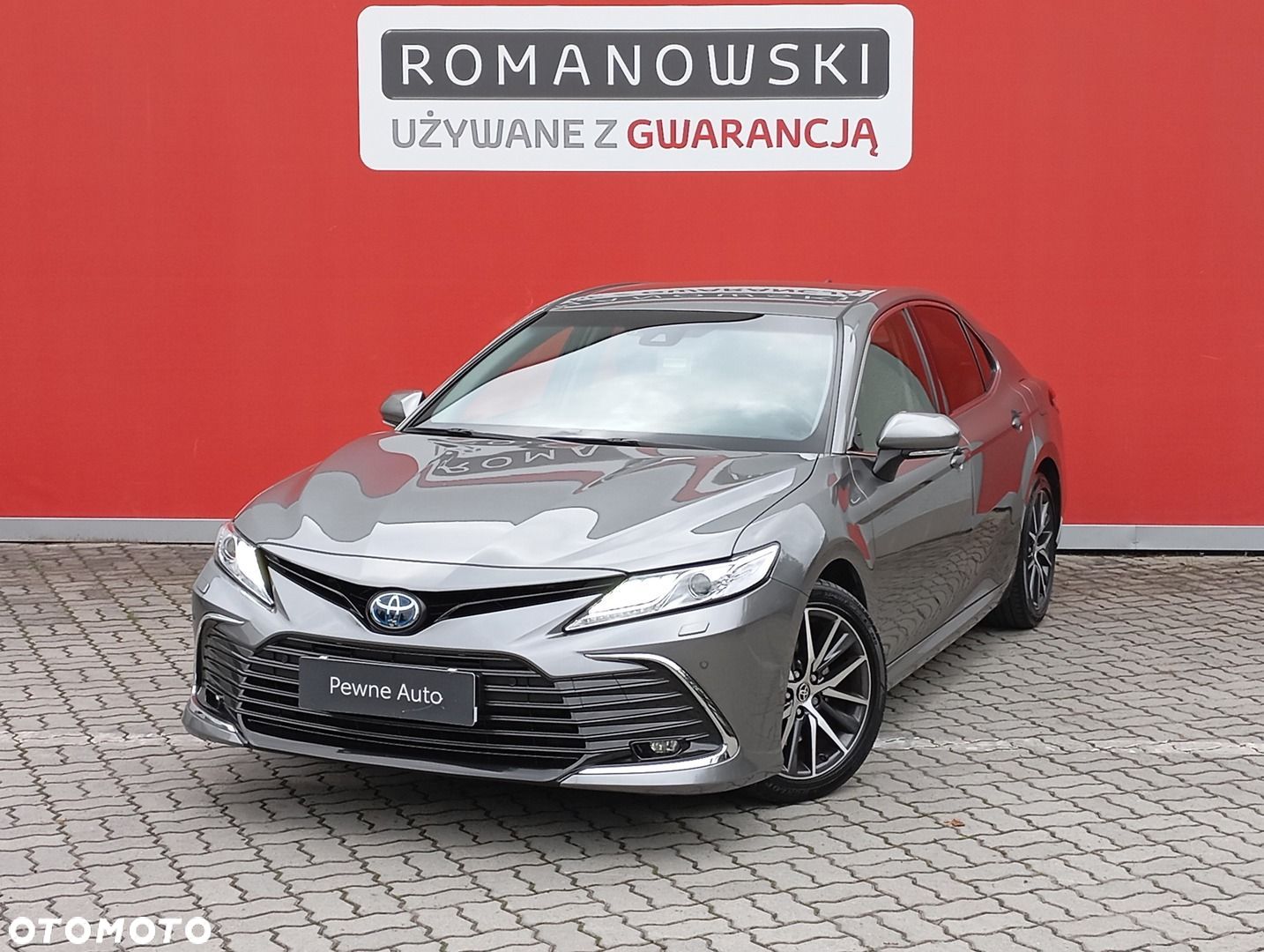 Toyota Camry - 1