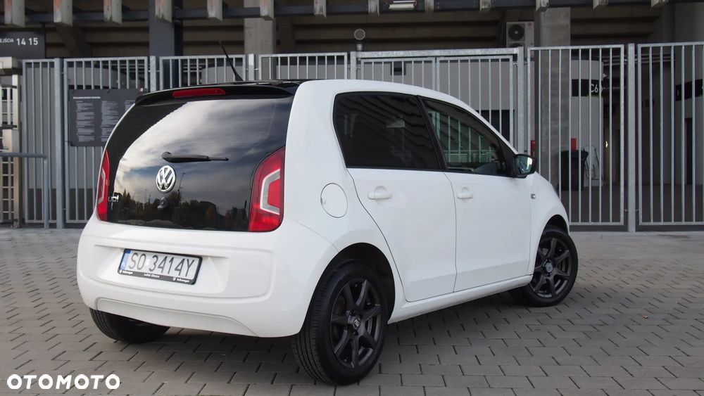 Volkswagen up! - 5