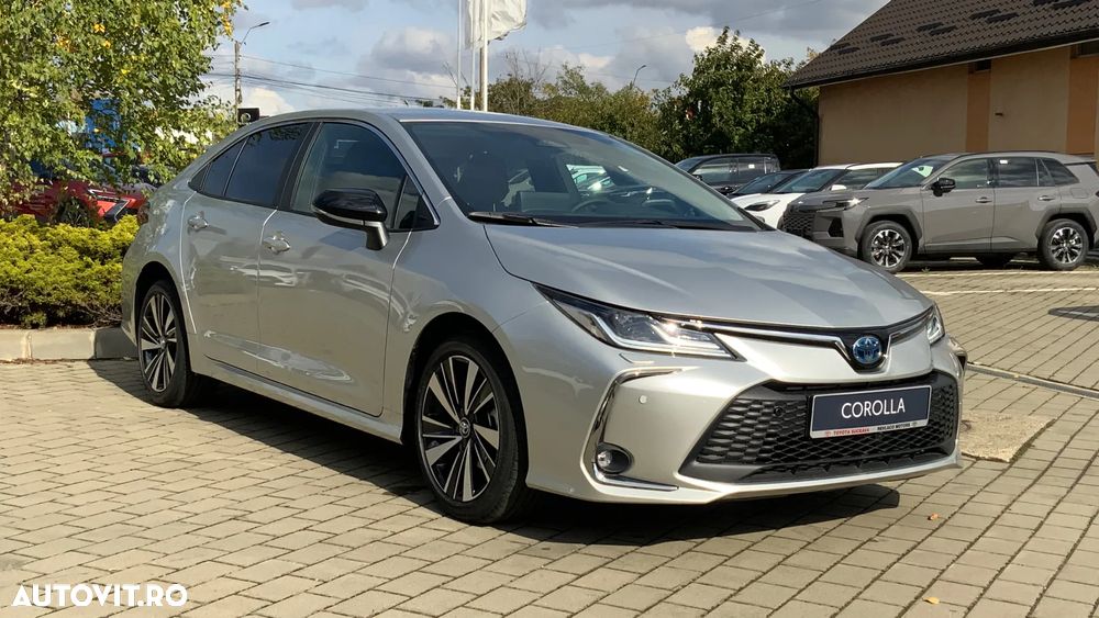 Toyota Corolla 1.8 HSD Dynamic - 31