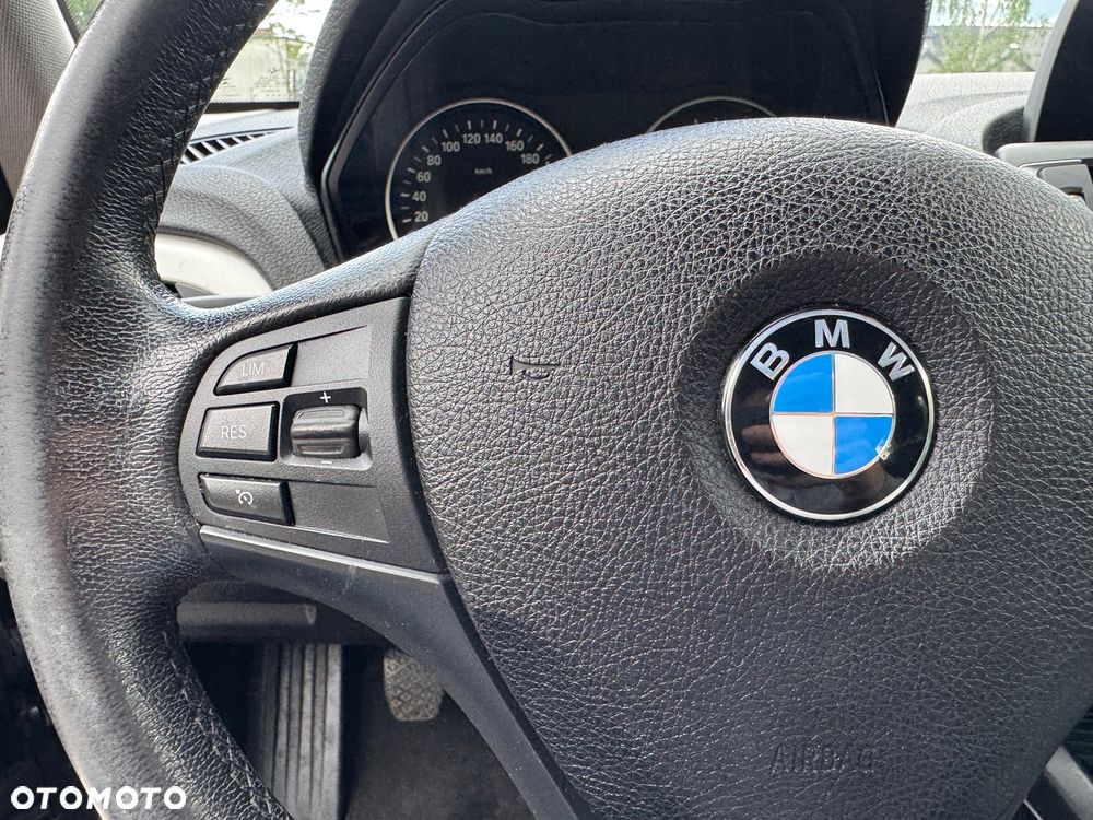 BMW Seria 1 118i Edition Metropolitan - 19