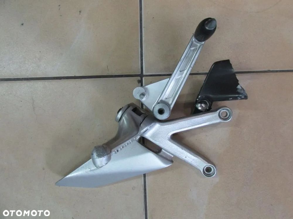 Aprilia RST 1000 Futura set podnóżek lewy przód - 1