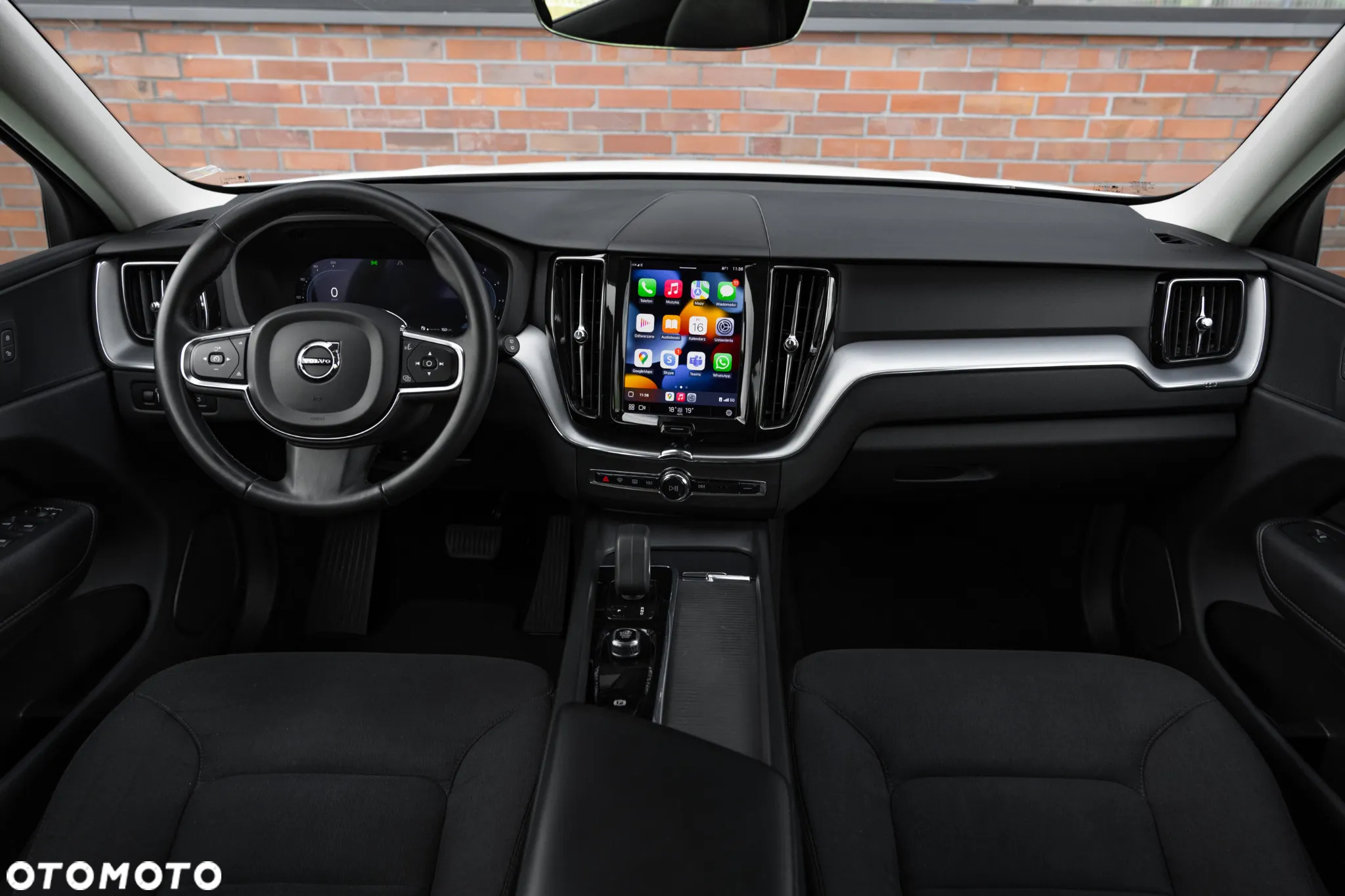 Volvo XC 60 D4 Momentum Pro - 8