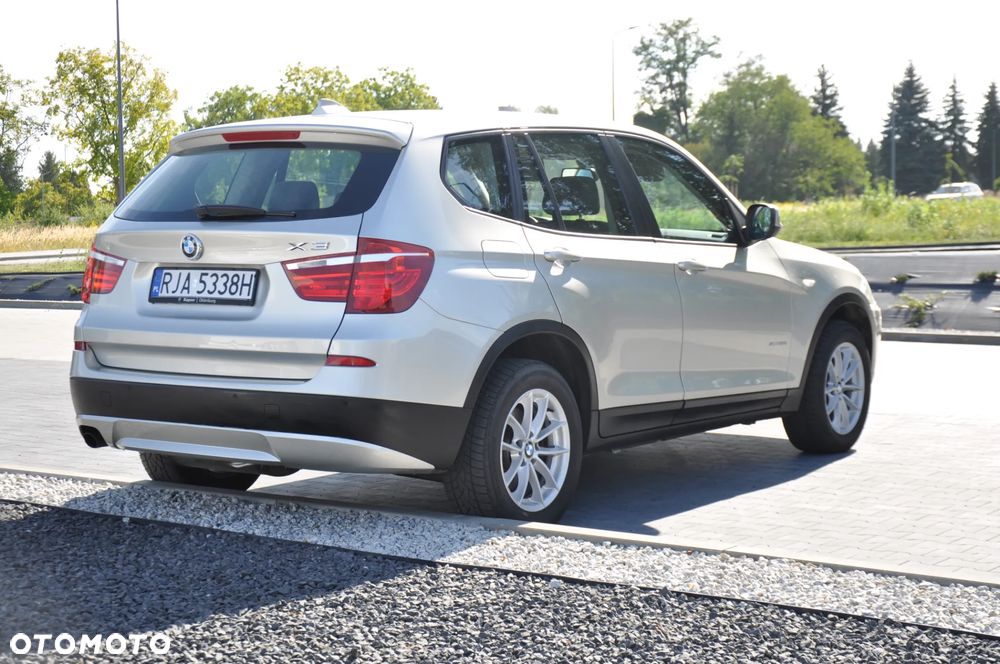 BMW X3 xDrive20d - 14